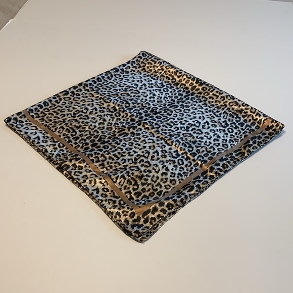 Women’s Leopard Print Silk Scarf - Picture 3 of 5